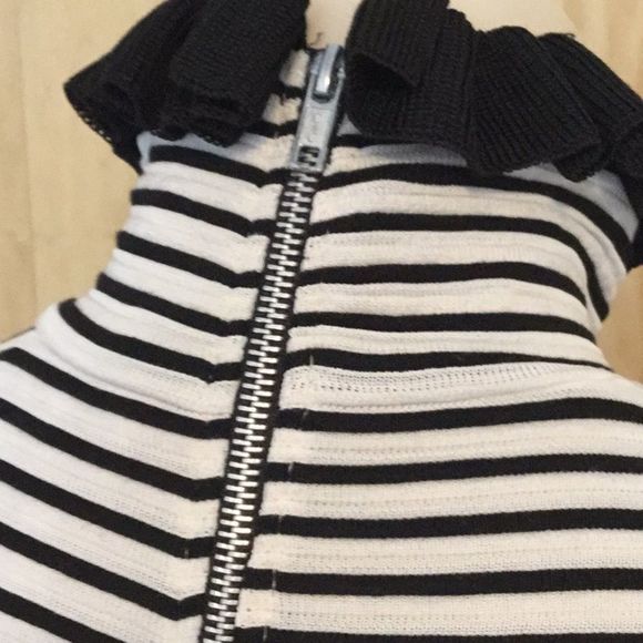 MSGM Ruffle Neck Stripe Rib Stitch Sweater - Picture 2 of 12